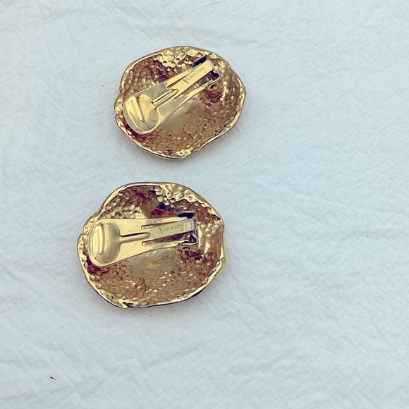 Vintage Vendome Mottled Gold  clip Earrings - Picture 3 of 3
